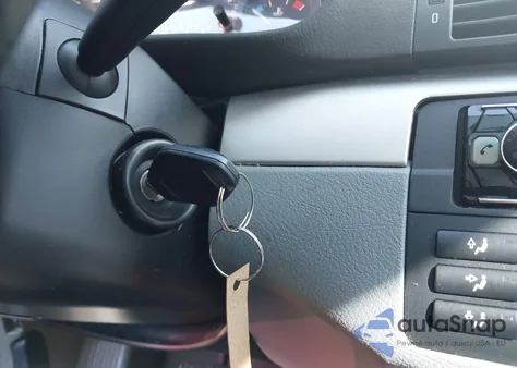 2004 BMW 325I z USA, uszkodzony, nr VIN WBAET37434NJ44199